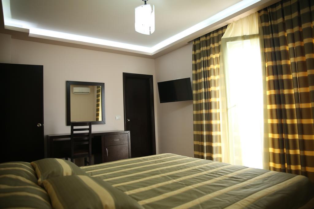 Hotel Pogradeci Pokój zdjęcie